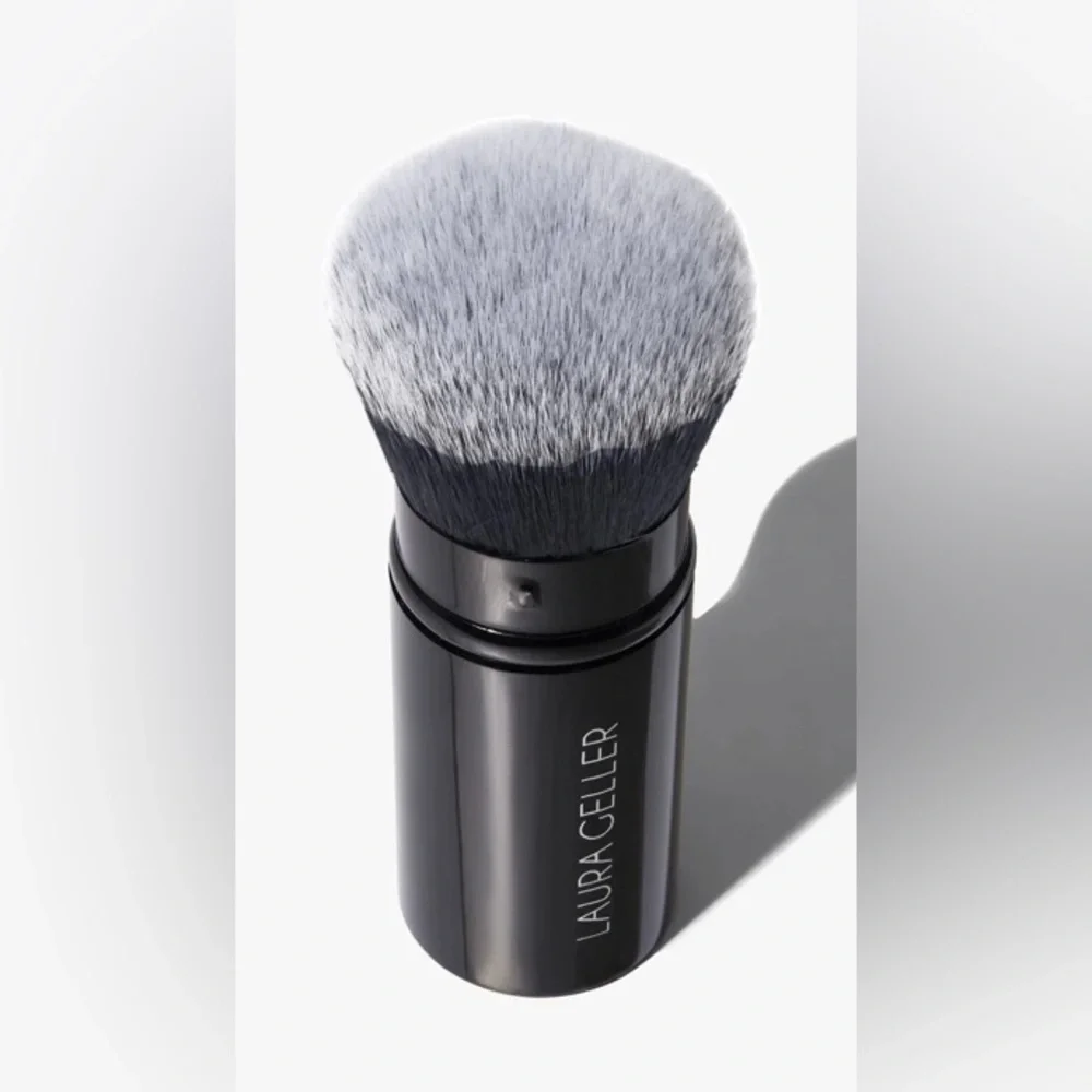 NEW - Laura Geller Retractable Airbrush Kabuki Brush